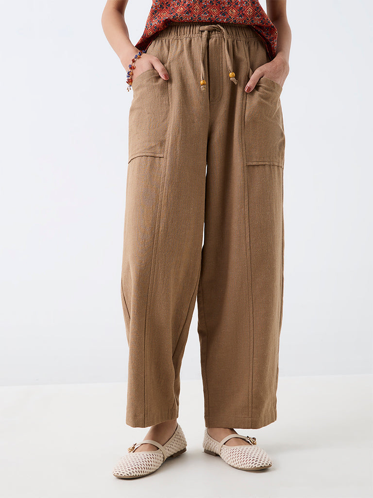 Bombay Paisley Dark Beige High-Rise Cotton-Blend Tapered Pants — photo 2