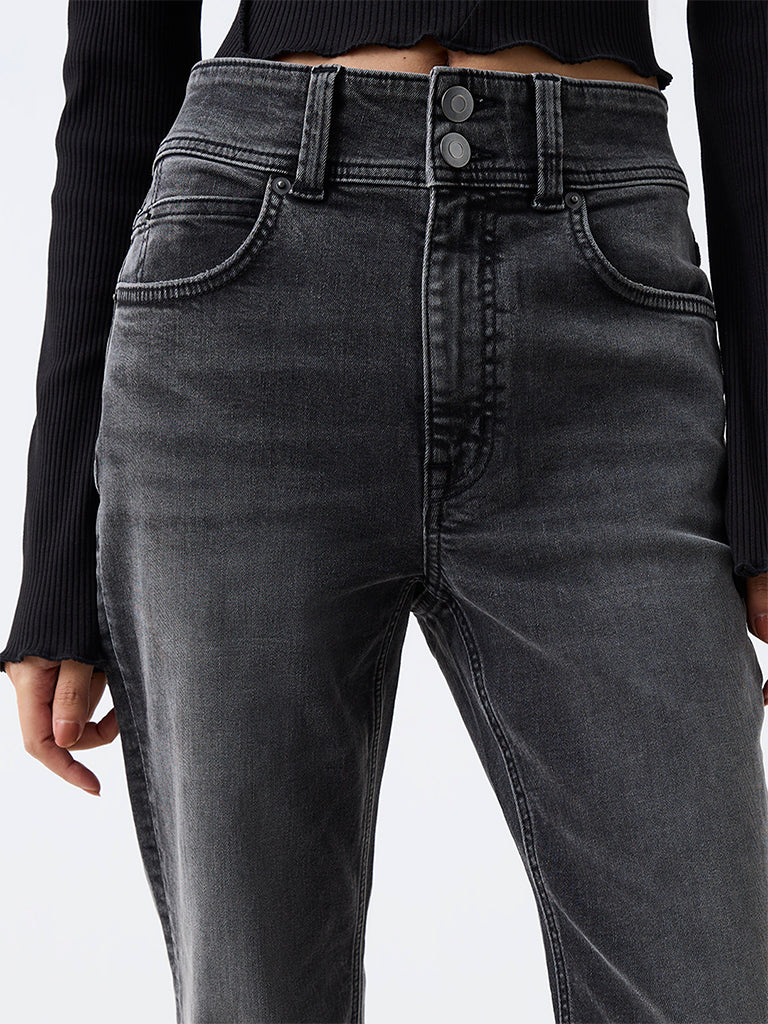 Nuon Dark Grey Wash High-Waist Flared Jeans — photo 3