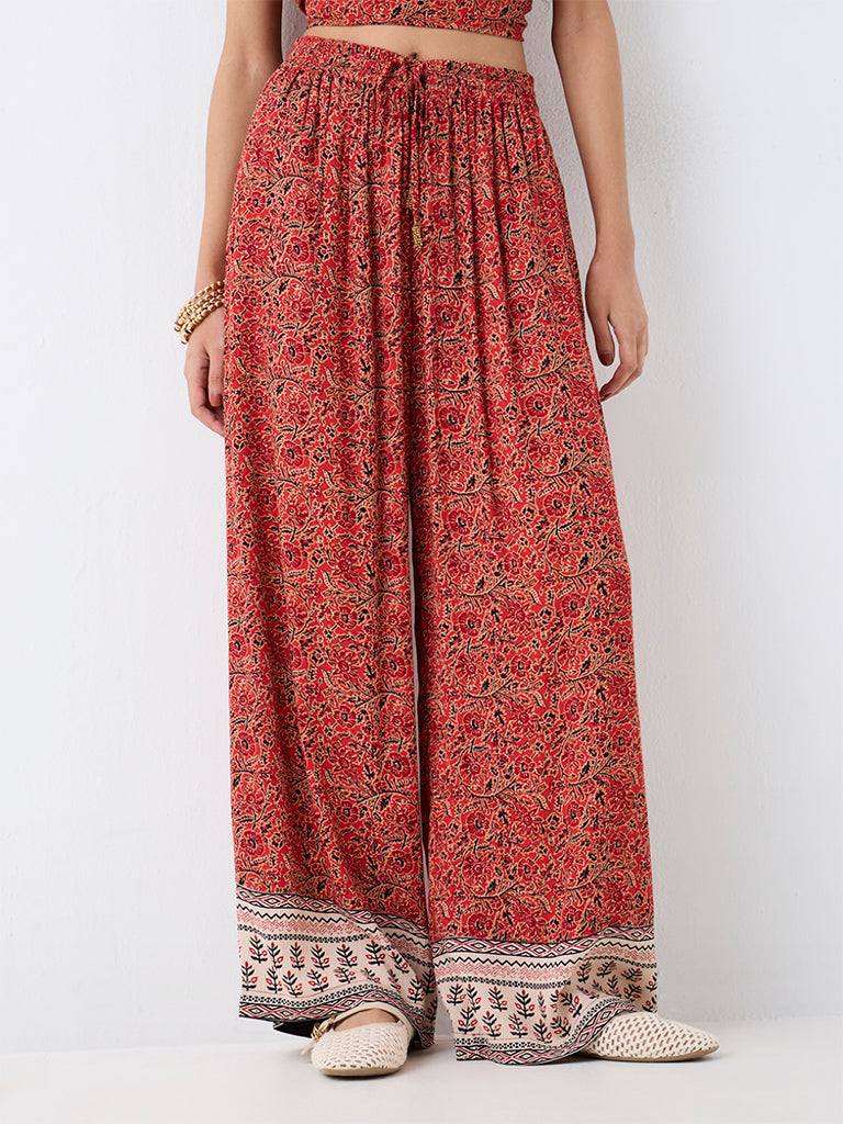 Bombay Paisley Red Floral Pattern High-Rise Pants — photo 2
