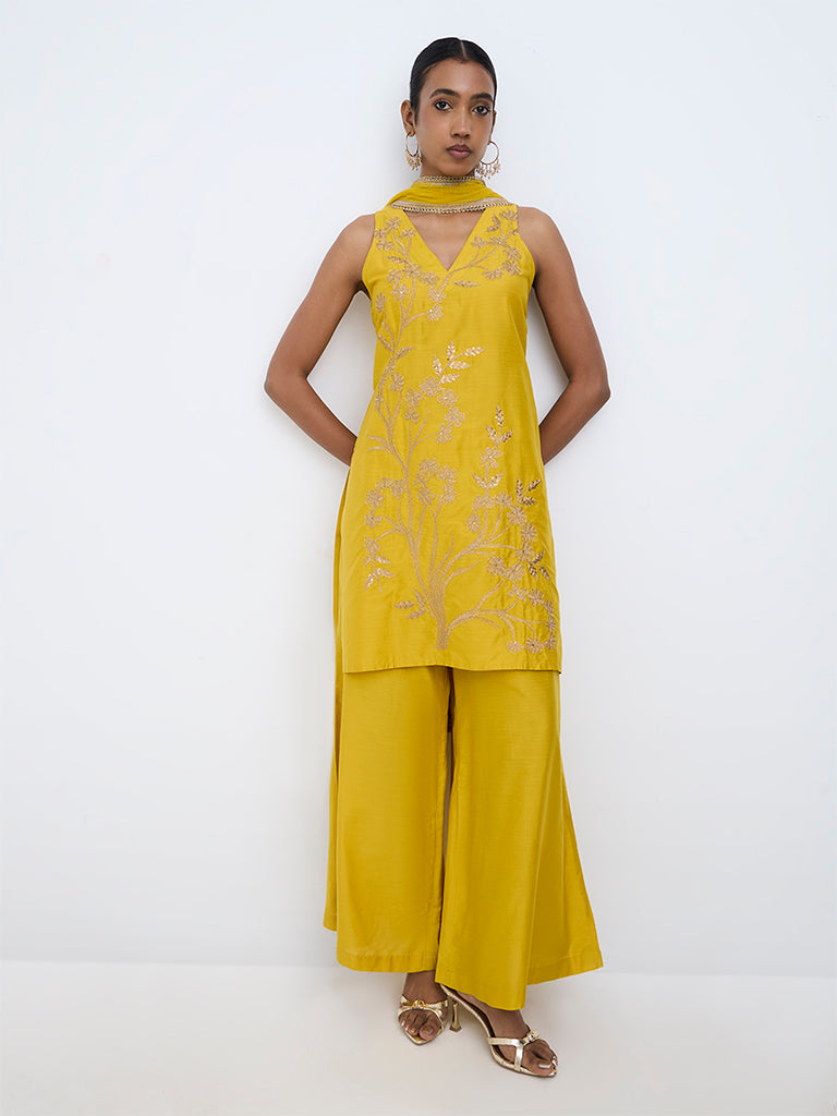 Yellow Floral Embroidered A-Line Ethnic Set — photo 1